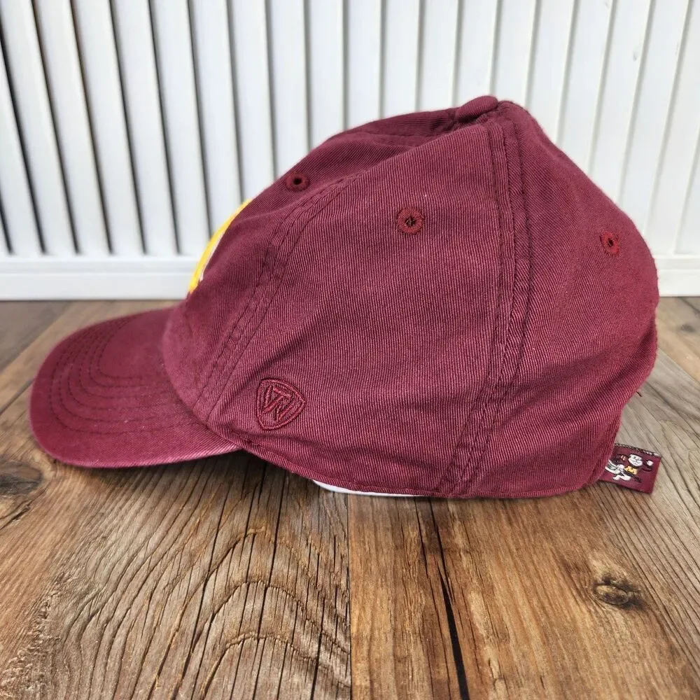 Minnesota Golden Gophers Top of the World Strapback Hat Cap Maroon Cotton Dad UM
